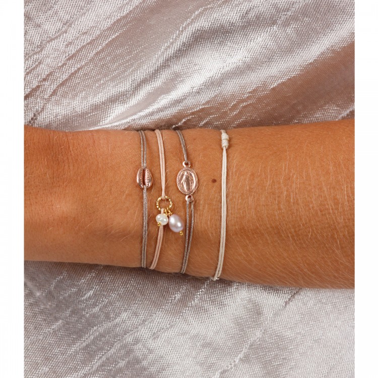 alternatives Produktbild von Golden Ring with Pearls Bracelet